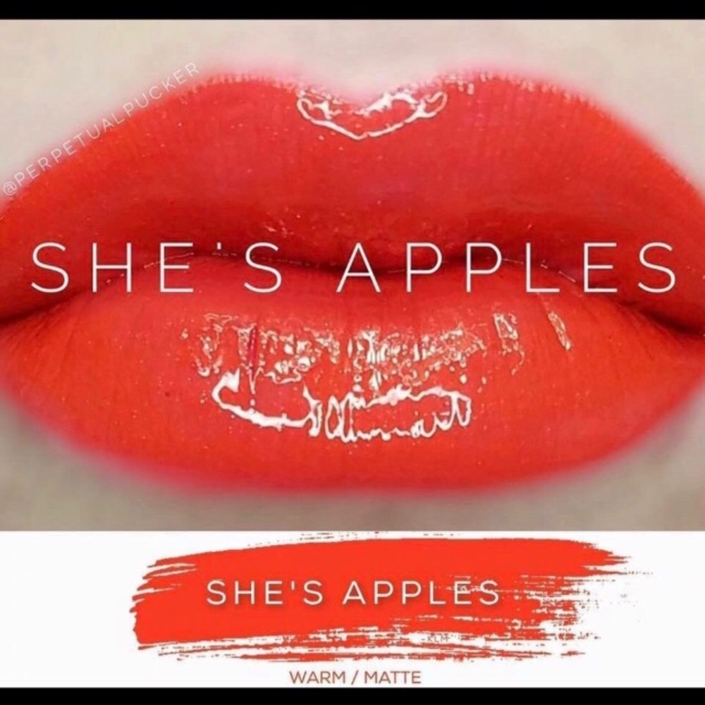 NWT Lipsence in "She's Apples"